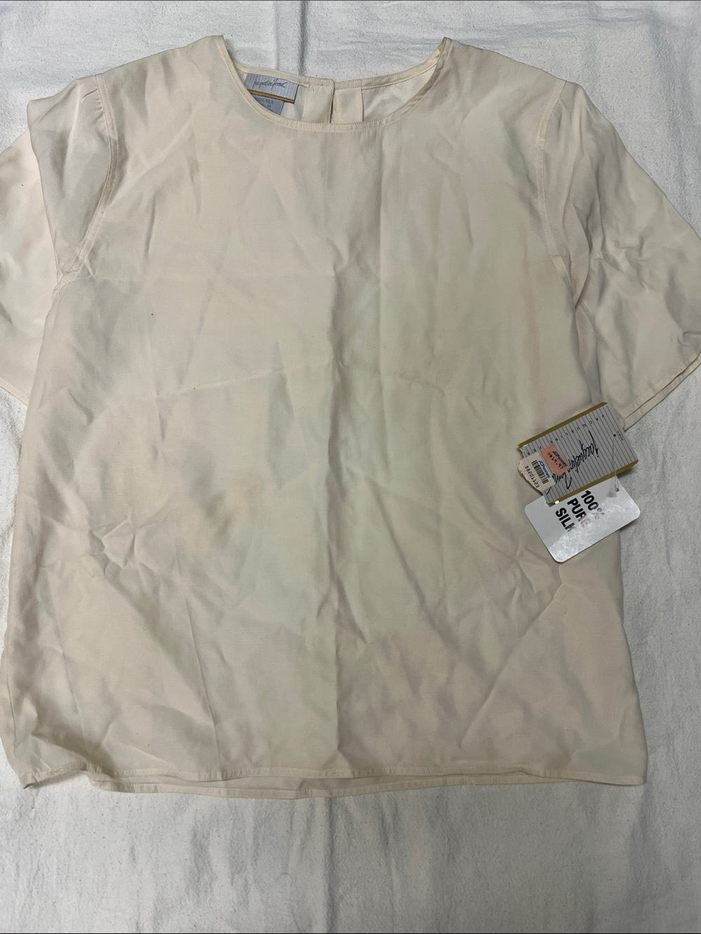 Vintage 100% silk Jacqueline Ferrar Cream Short-Sleeve Blouse
